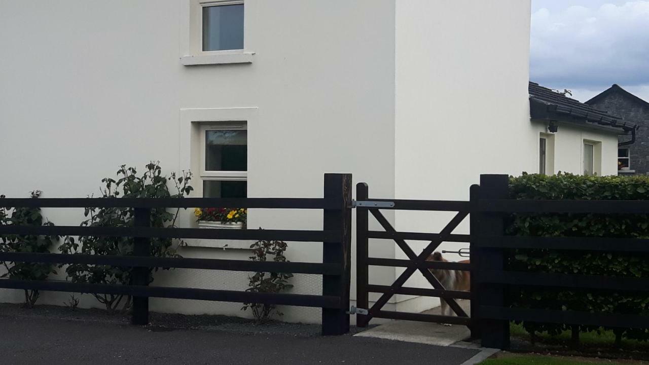 Chapel Meadow Lodge Clonard Exterior foto